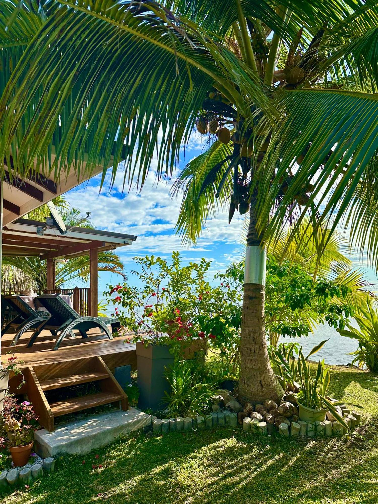 O'Coco Bungalow- Breathtaking Waterfront Views, Endless Memories Paea Экстерьер фото