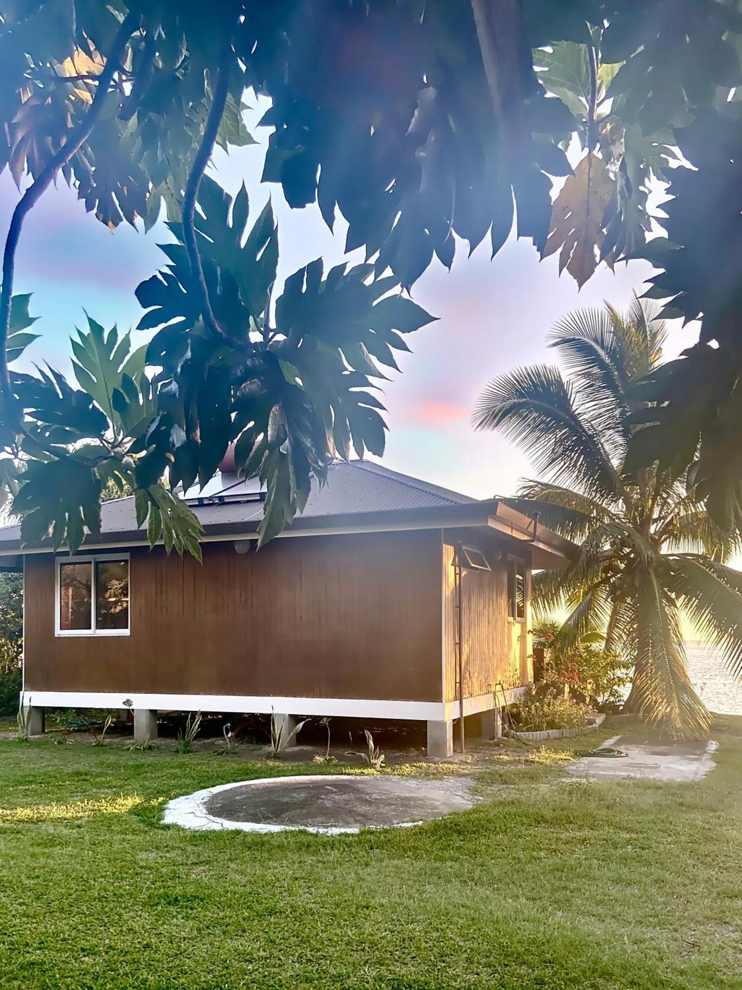 O'Coco Bungalow- Breathtaking Waterfront Views, Endless Memories Paea Экстерьер фото