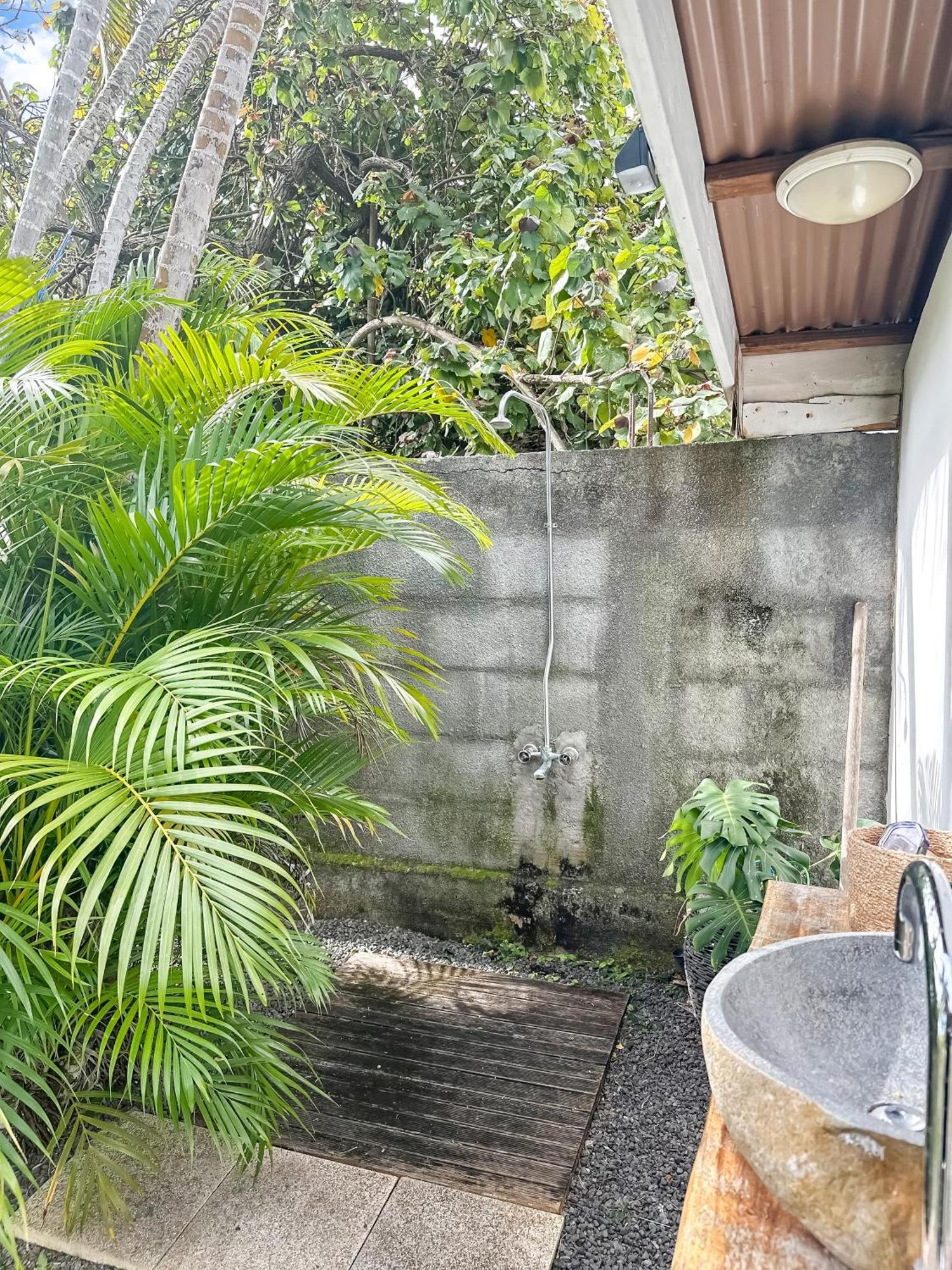 O'Coco Bungalow- Breathtaking Waterfront Views, Endless Memories Paea Экстерьер фото